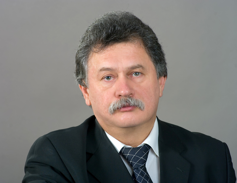 Врач психотерапевт - Чиянов Виктор Федорович.